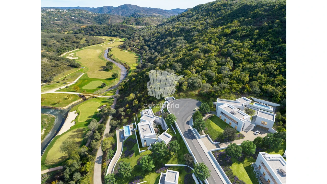 Moradia T4 para Venda em Querença, Tôr e Benafim Foto 1
