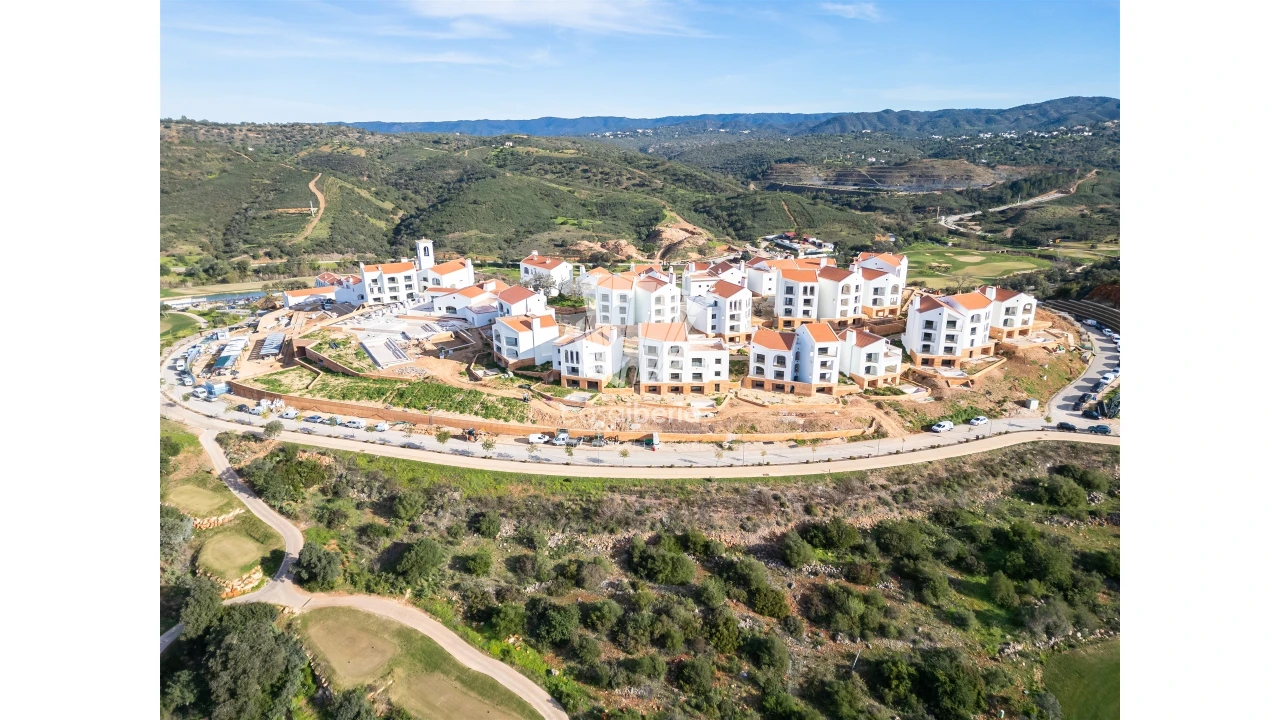 Moradia T4 para Venda em Querença, Tôr e Benafim Foto 18