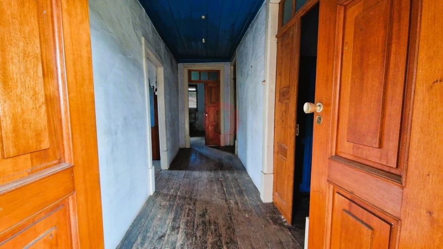 Moradia T3 para Venda em Anhões e Luzio Foto 8