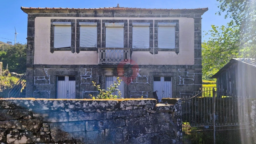 Moradia T3 para Venda em Anhões e Luzio Foto 15