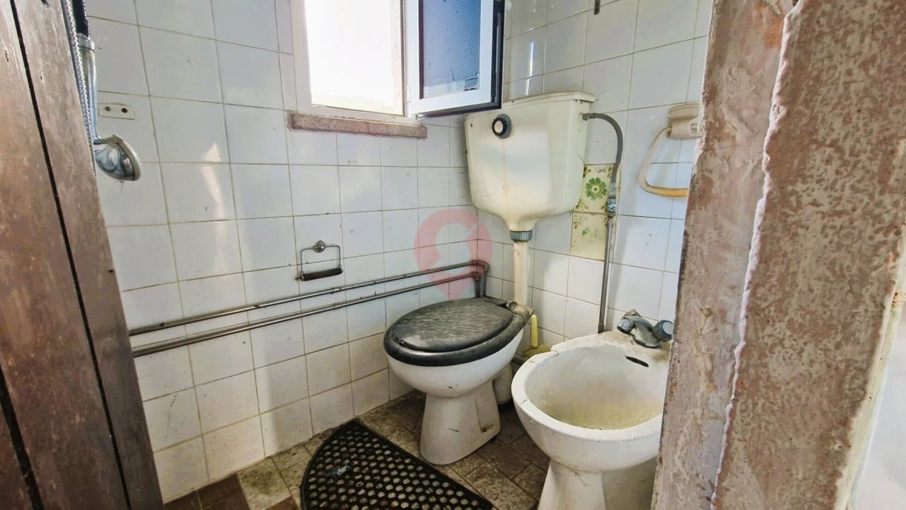 Moradia T3 para Venda em Anhões e Luzio Foto 13
