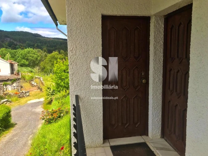 Moradia T3 para Venda em Vila Verde Foto 7