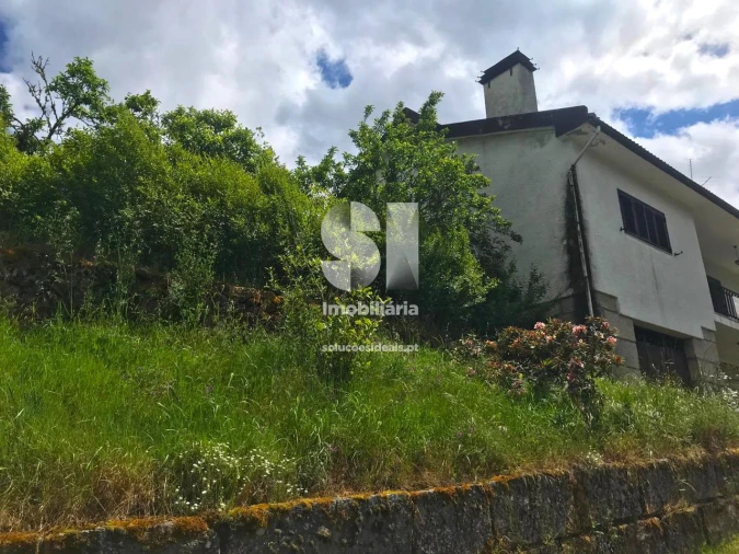 Moradia T3 para Venda em Vila Verde Foto 13