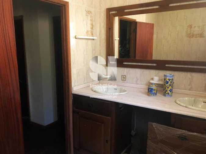 Moradia T3 para Venda em Vila Verde Foto 26