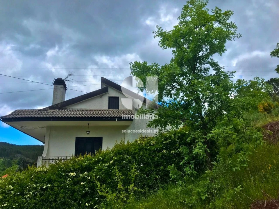 Moradia T3 para Venda em Vila Verde Foto 5