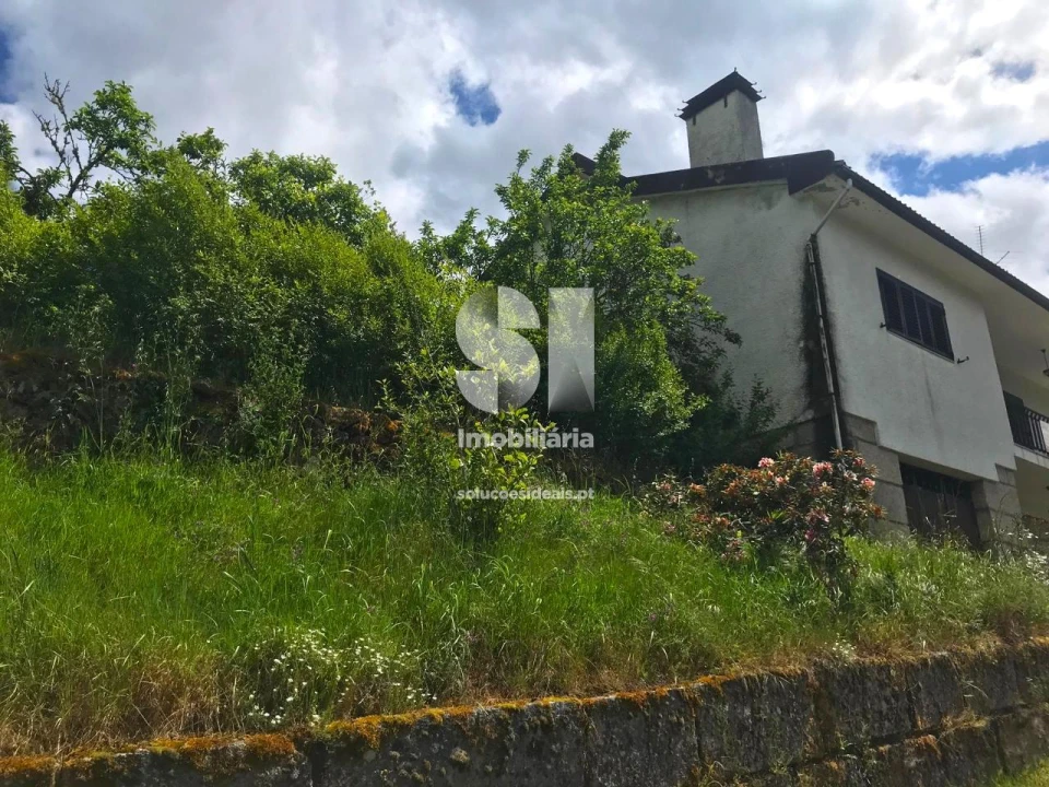 Moradia T3 para Venda em Vila Verde Foto 13