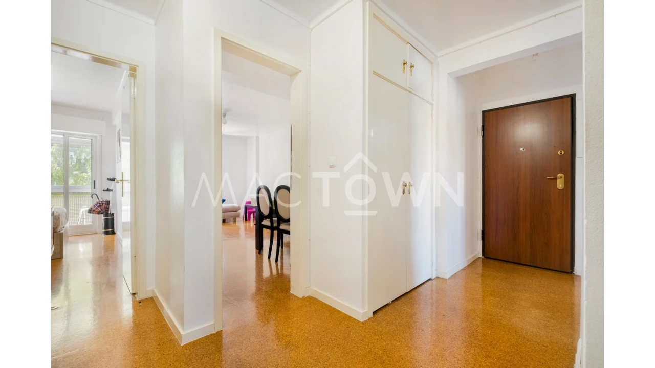 Apartamento T3 para Venda em Marvila Foto 10