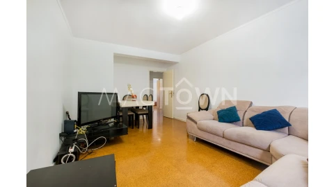 Apartamento T3 para Venda em Marvila