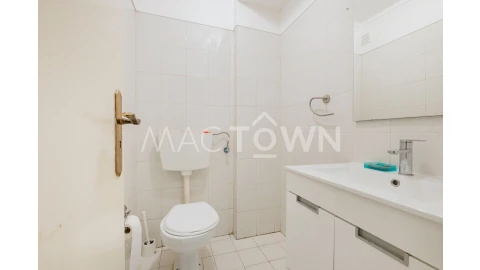 Apartamento T3 para Venda em Marvila