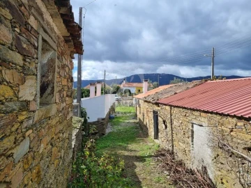 Terreno para Venda em Santo Andre das Tojeiras
