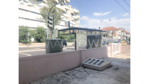 Prédio para Venda em Odivelas