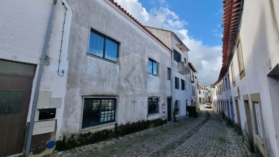 Moradia T3 para Venda em Sarzedas Foto 2