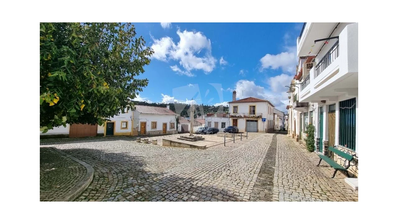 Moradia T3 para Venda em Sarzedas Foto 1