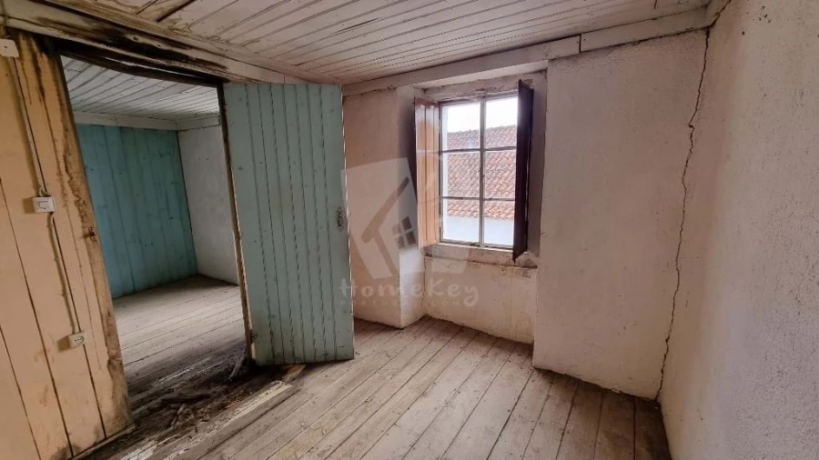 Moradia T4 para Venda em Santo Andre das Tojeiras Foto 28