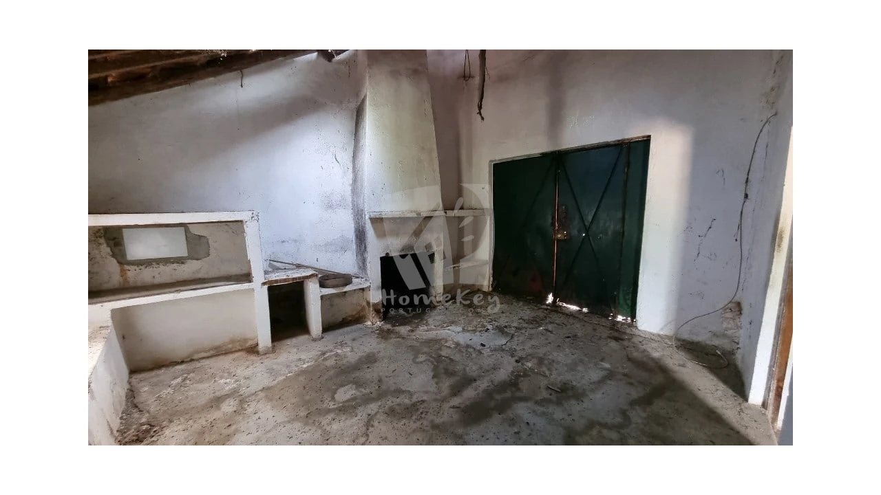 Moradia T4 para Venda em Santo Andre das Tojeiras Foto 42