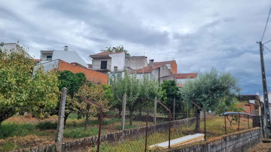 Moradia para Venda em Salgueiro do Campo Foto 38