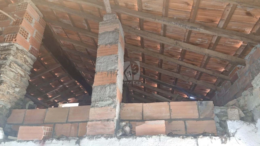 Moradia T2 para Venda em Santo Andre das Tojeiras Foto 30