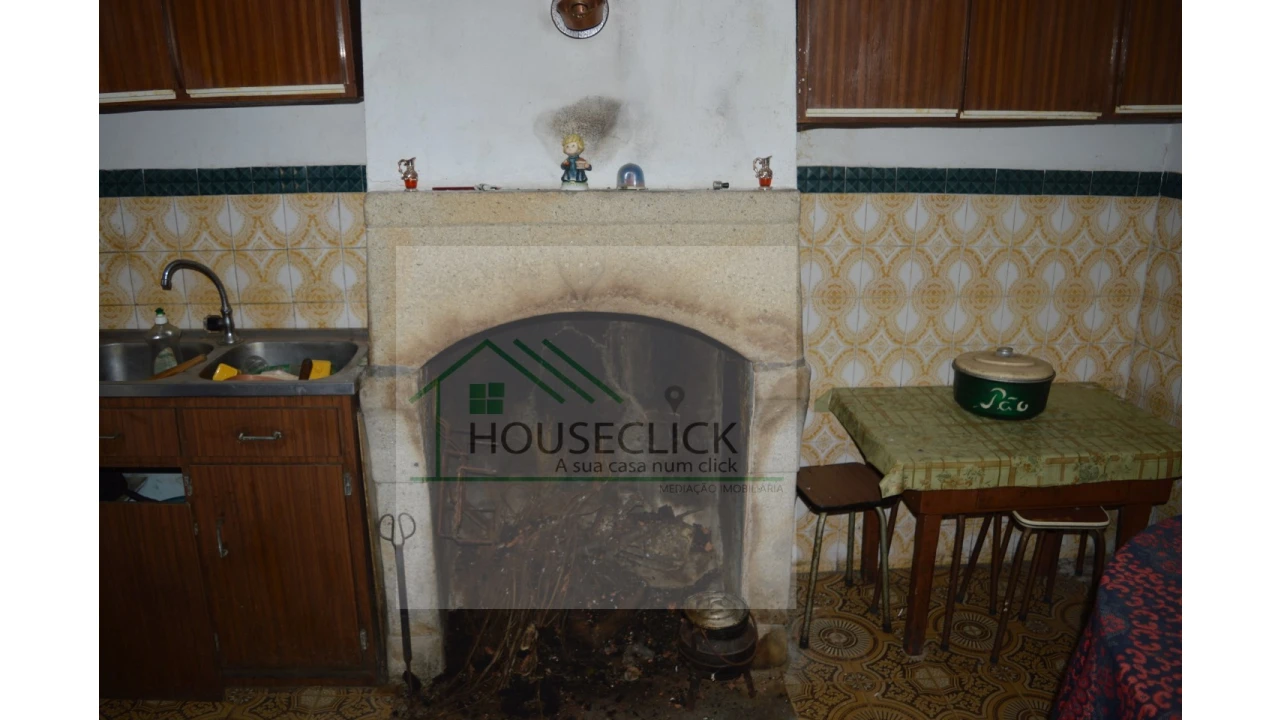 Moradia T3 para Venda em Almeida Foto 4