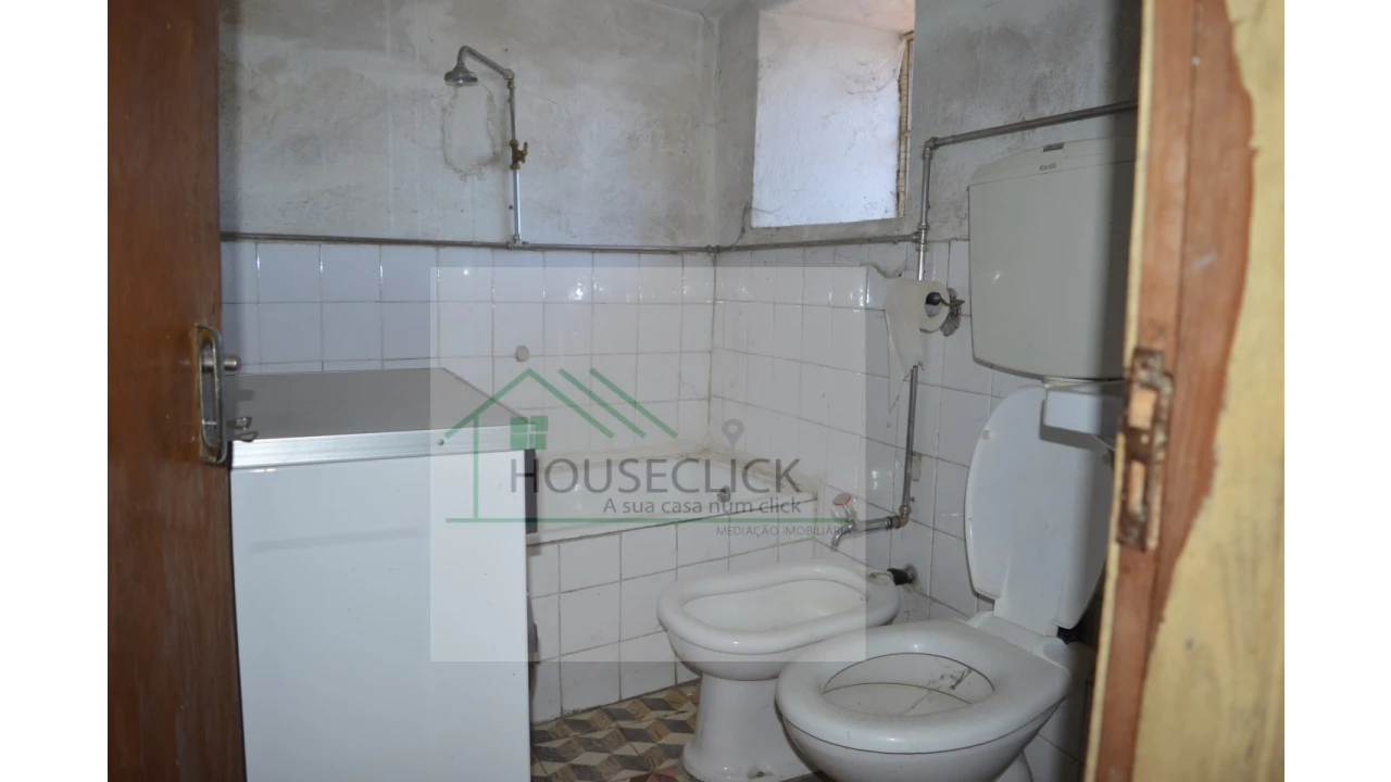 Moradia T3 para Venda em Almeida Foto 5