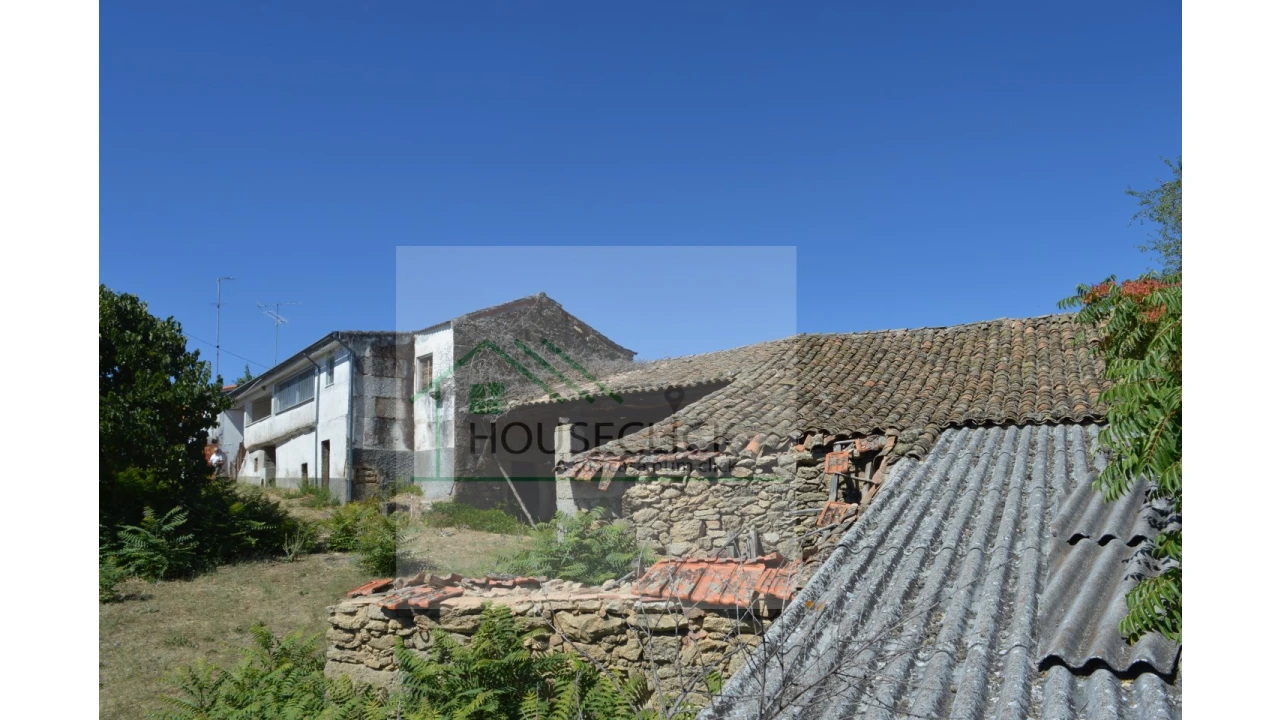 Moradia T3 para Venda em Almeida Foto 14