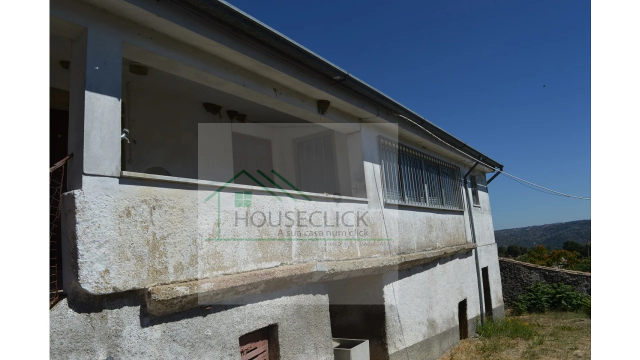 Moradia T3 para Venda em Almeida Foto 23