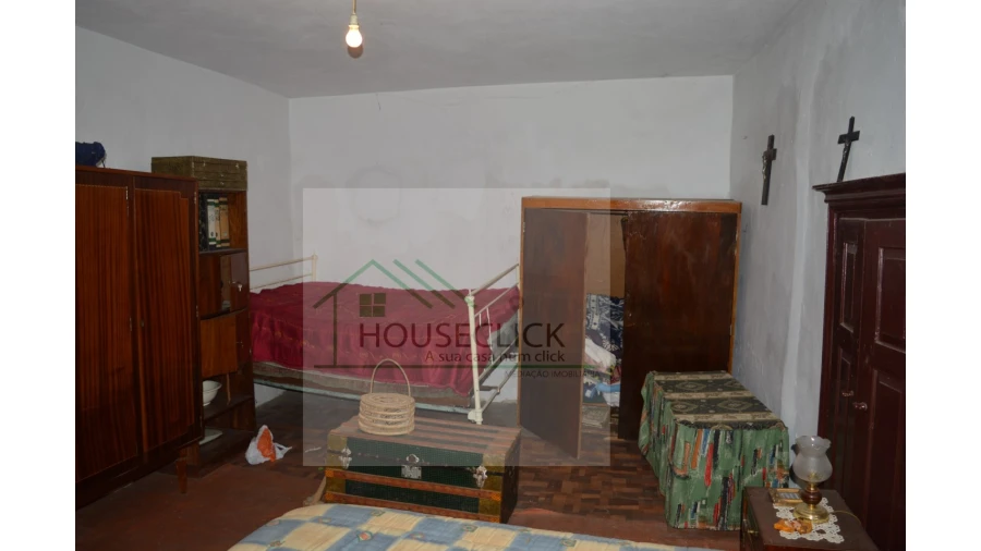 Moradia T3 para Venda em Almeida Foto 8