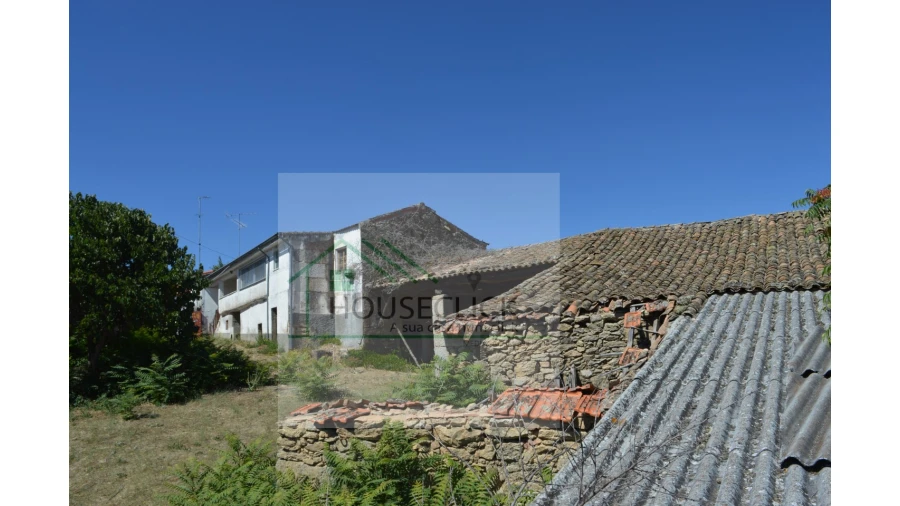 Moradia T3 para Venda em Almeida Foto 15