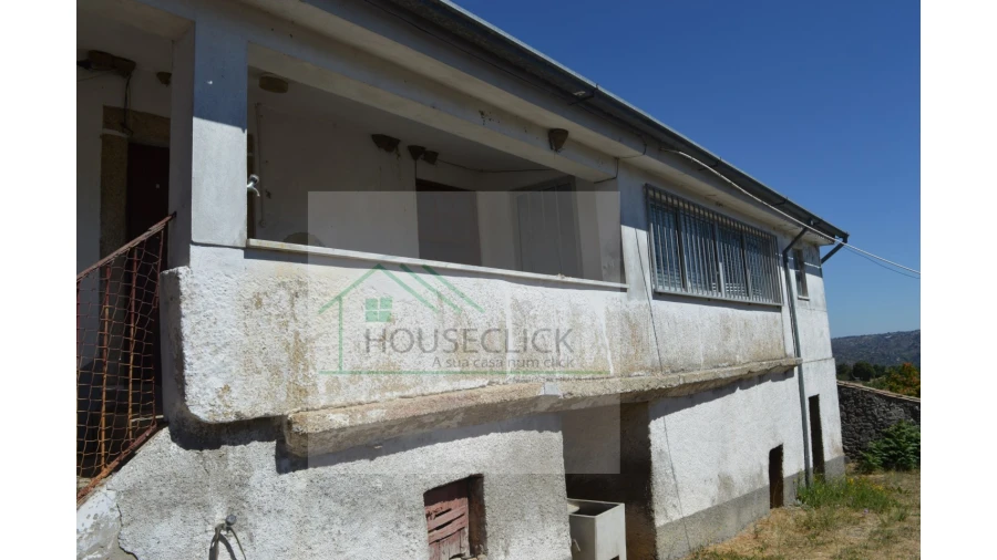 Moradia T3 para Venda em Almeida Foto 22