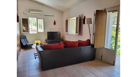 Moradia T6 para Venda em Santa Catarina da Fonte do Bispo