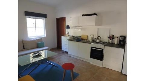 Moradia T6 para Venda em Santa Catarina da Fonte do Bispo