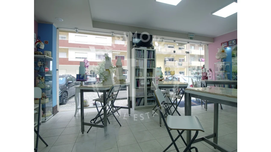 Loja para Venda em Caldas da Rainha - Santo Onofre e Serra do Bouro Foto 11