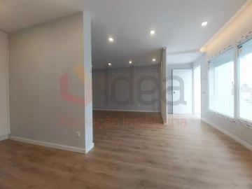 Moradia T2 para Venda em Corroios