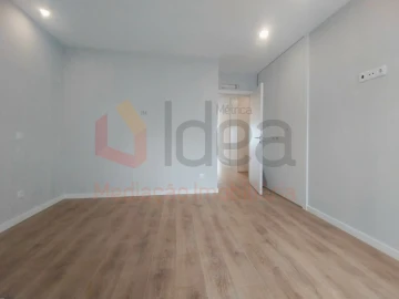 Moradia T2 para Venda em Corroios