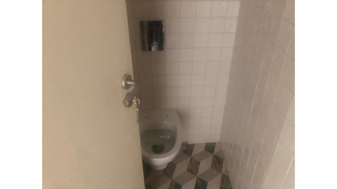 Loja para Arrendamento em Abrantes (São Vicente e São João) e Alferrarede Foto 6