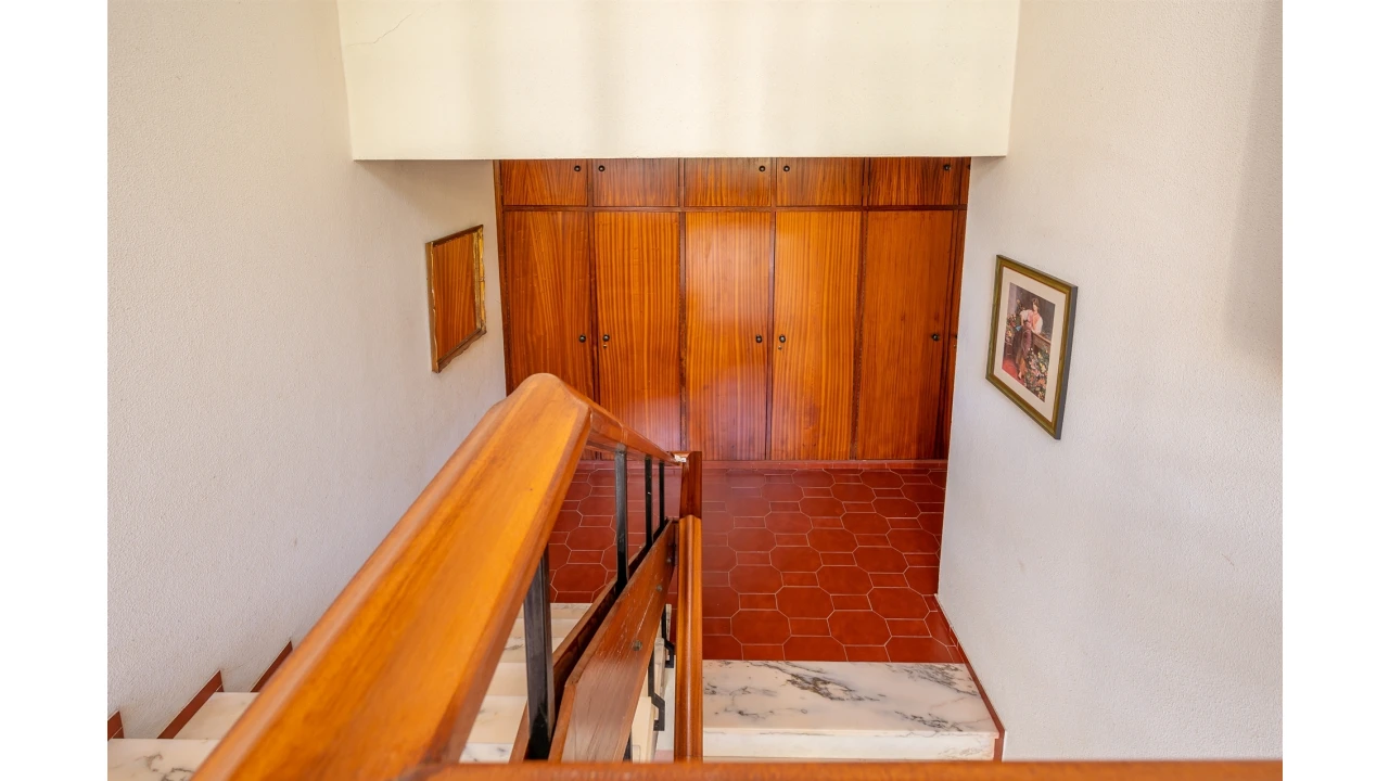 Moradia T10 para Venda em Santa Maria e São Miguel, São Martinho, São Pedro Penaferrim Foto 25