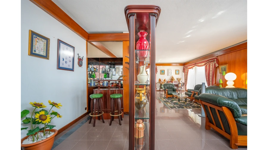 Moradia T10 para Venda em Santa Maria e São Miguel, São Martinho, São Pedro Penaferrim Foto 7