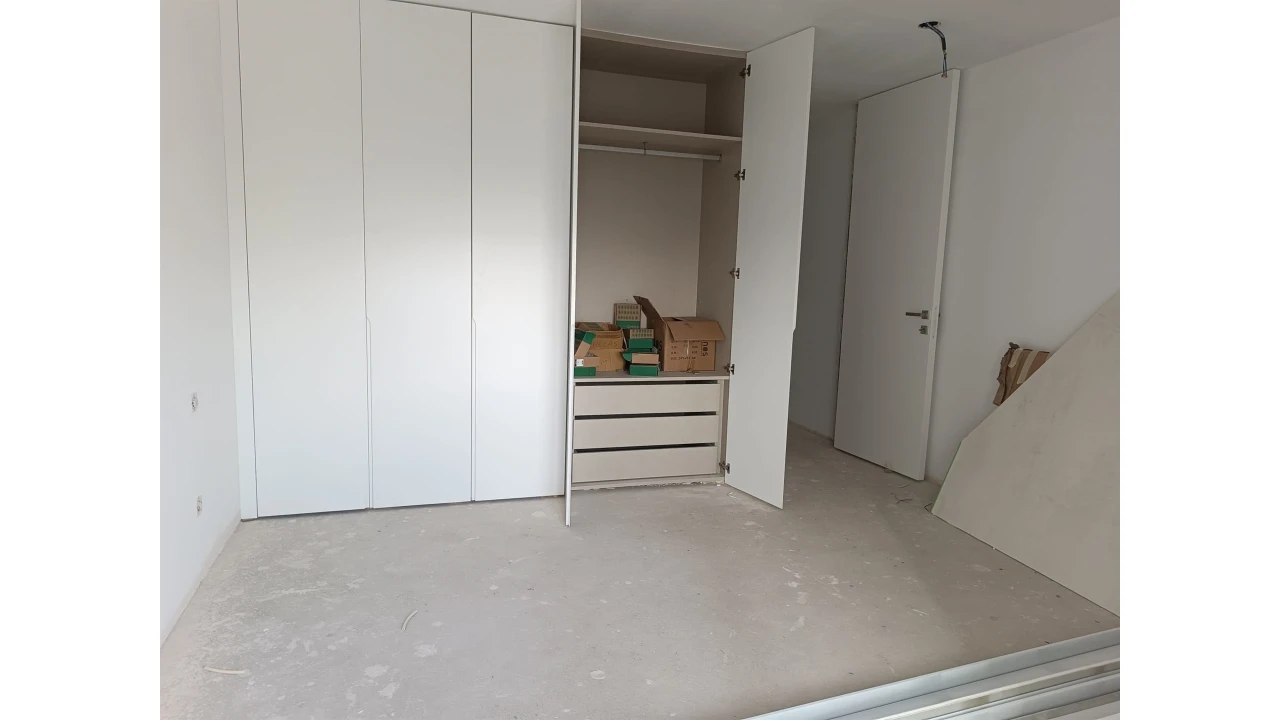 Apartamento T2 para Venda em Colares Foto 26