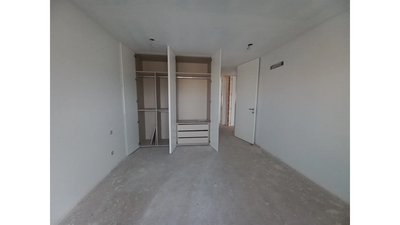 Apartamento T2 para Venda em Colares Foto 21