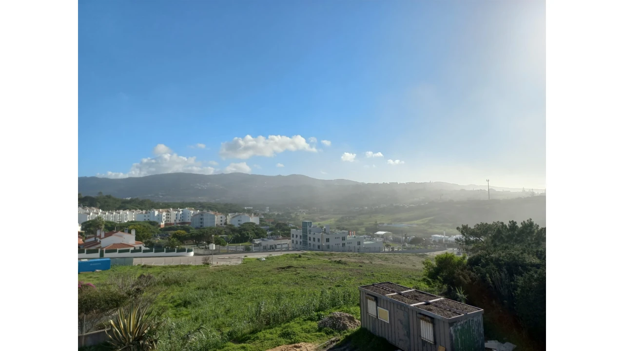 Apartamento T2 para Venda em Colares Foto 30