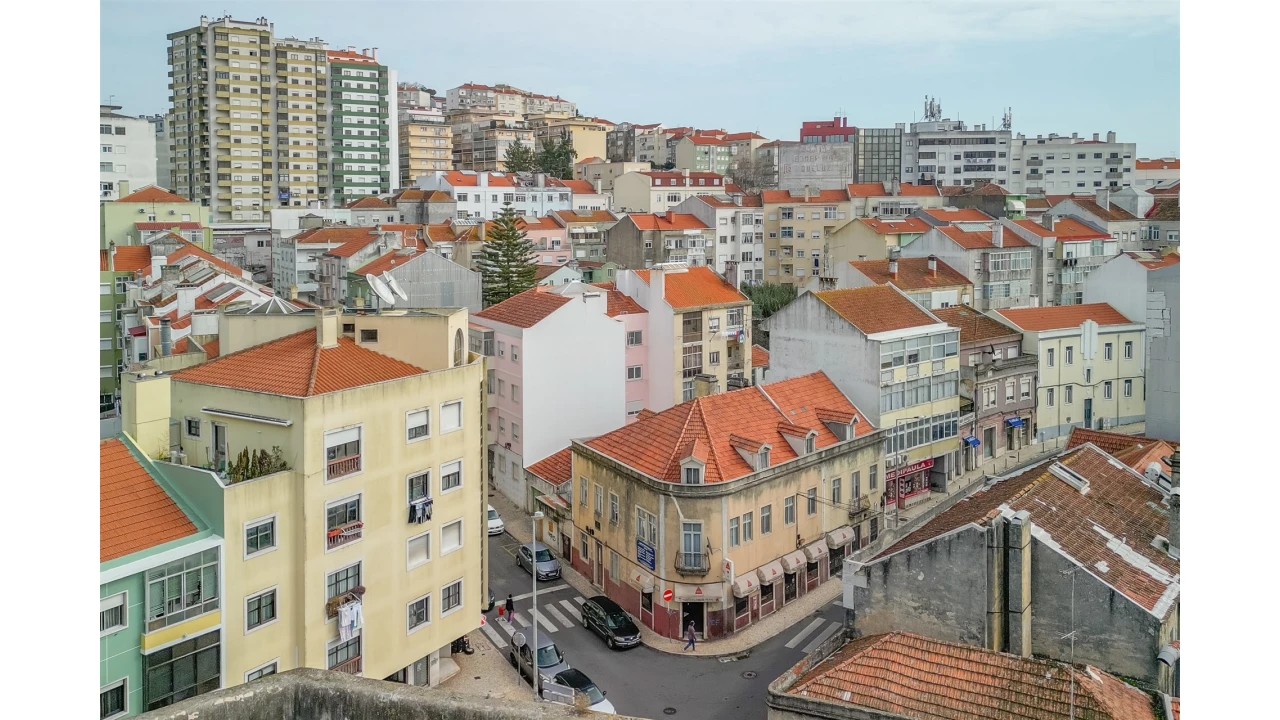Prédio para Venda em Queluz e Belas Foto 6