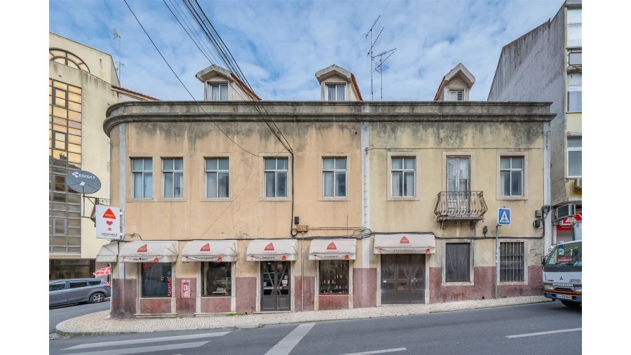 Prédio para Venda em Queluz e Belas Foto 2