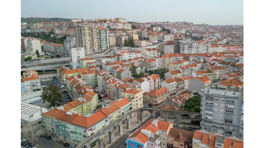 Prédio para Venda em Queluz e Belas Foto 9