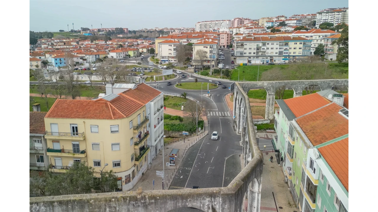 Prédio para Venda em Queluz e Belas Foto 11