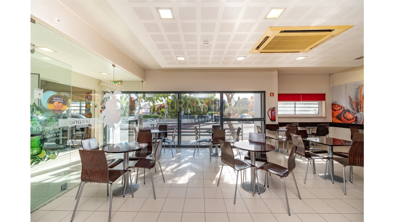 Negócio para Venda em Alcabideche Foto 3