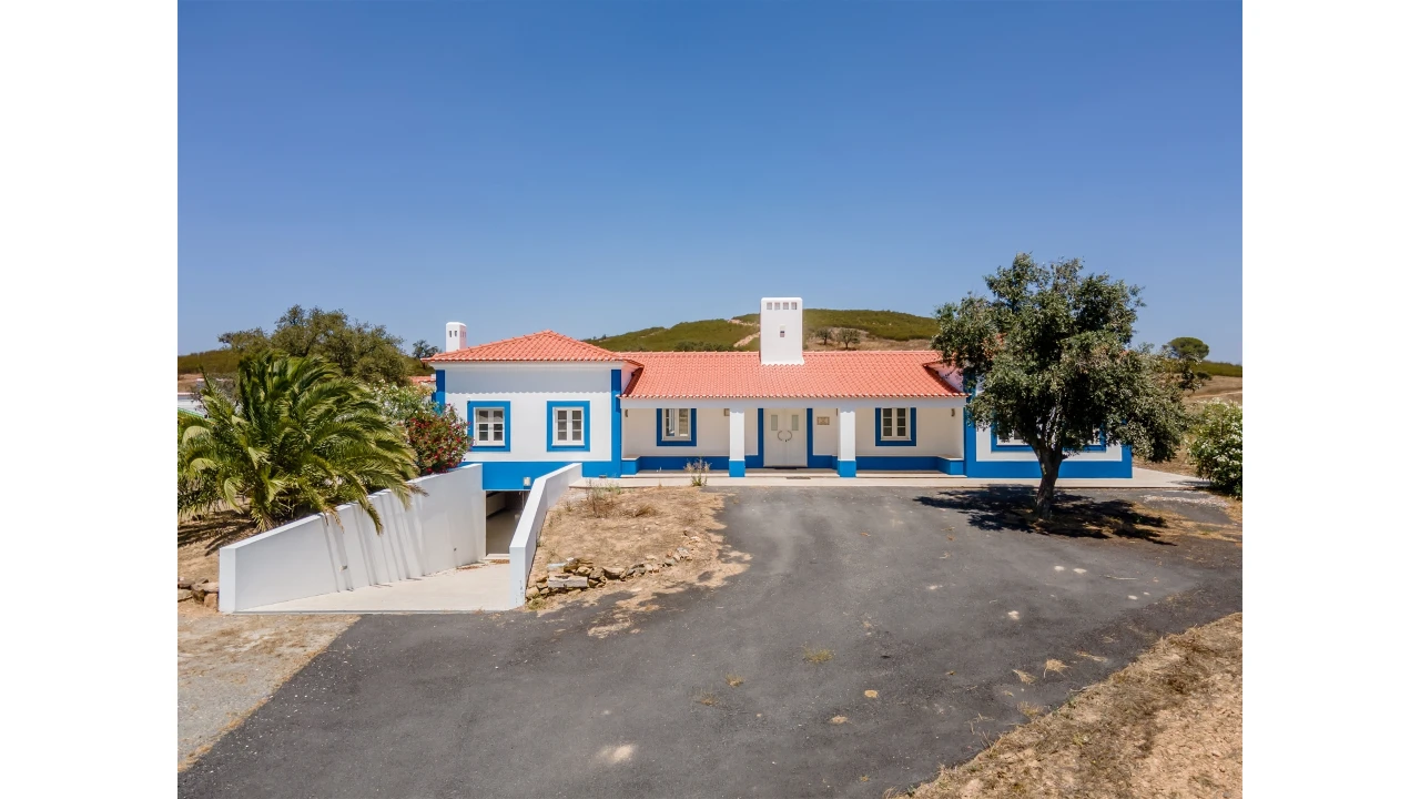 Quinta T4 para Venda em Azinheira dos Barros e São Mamede do Sádão Foto 45