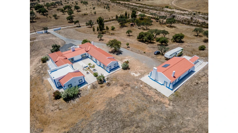 Quinta T4 para Venda em Azinheira dos Barros e São Mamede do Sádão Foto 46