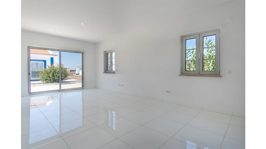 Quinta T4 para Venda em Azinheira dos Barros e São Mamede do Sádão Foto 28