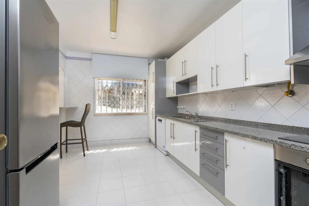 Apartamento T3 para Venda em Cascais e Estoril Foto 10