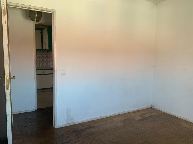 Prédio para Venda em Santo António dos Cavaleiros e Frielas Foto 21