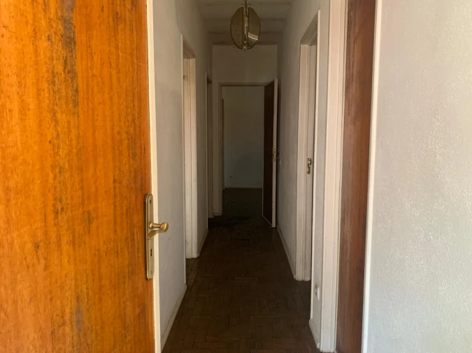 Prédio para Venda em Santo António dos Cavaleiros e Frielas Foto 29